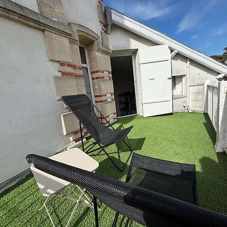 Maison Belle Epoque A Avec Terrasse, 200m - Fr-1-494-157 Apartment *