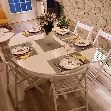 Apartment Maison Belle Epoque A Avec Terrasse, 200m - Fr-1-494-157 *