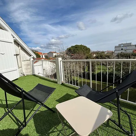 Maison Belle Epoque A Avec Terrasse, 200m - Fr-1-494-157 公寓 鲁瓦扬