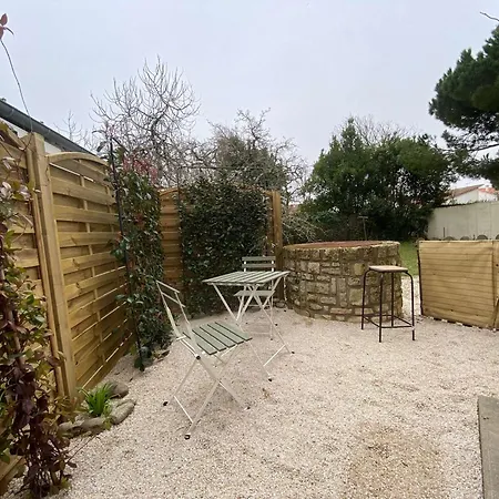 Apartment Maison Belle Epoque A Avec Terrasse, 200m - Fr-1-494-157 Royan