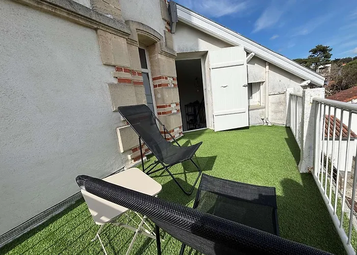 Maison Belle Epoque A Avec Terrasse, 200m - Fr-1-494-157 公寓 *